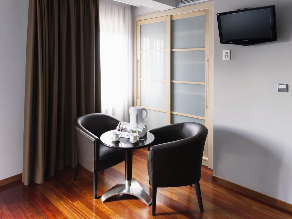 Hotel Valencia 페레올 외부 사진