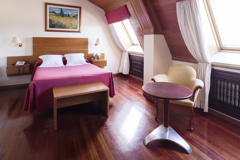 Hotel Valencia 페레올 외부 사진