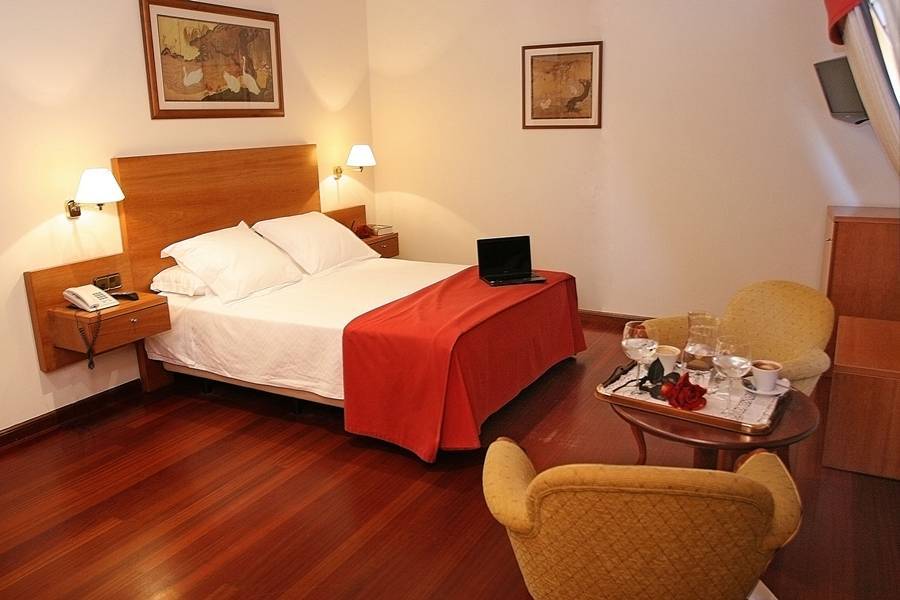 Hotel Valencia 페레올 외부 사진